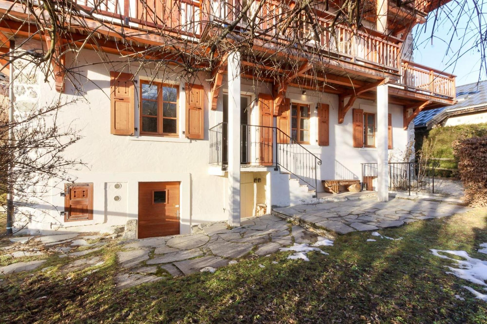 Les Alpins - Centre De Chamonix - Renove Avec Jardin Et Vue Imprenable Sur Le Montblanc Apartment Bagian luar foto